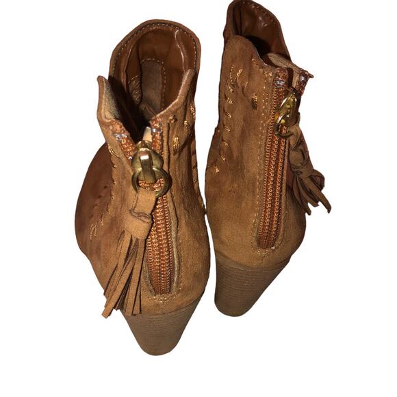 Qupid Womens Brown Suede Ankle Boots Size 6 M- back zipper - heels - Picture 3 of 9